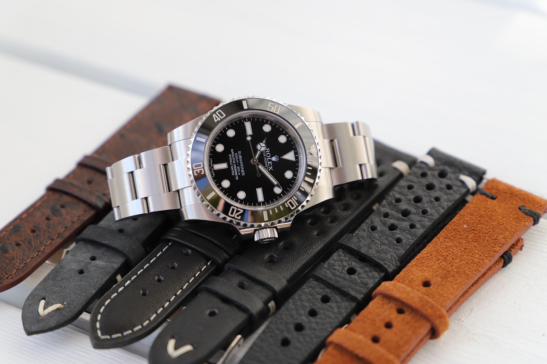 Luxury watch investment guide - Top 5 timepieces under $10k with highest resale value in 2024