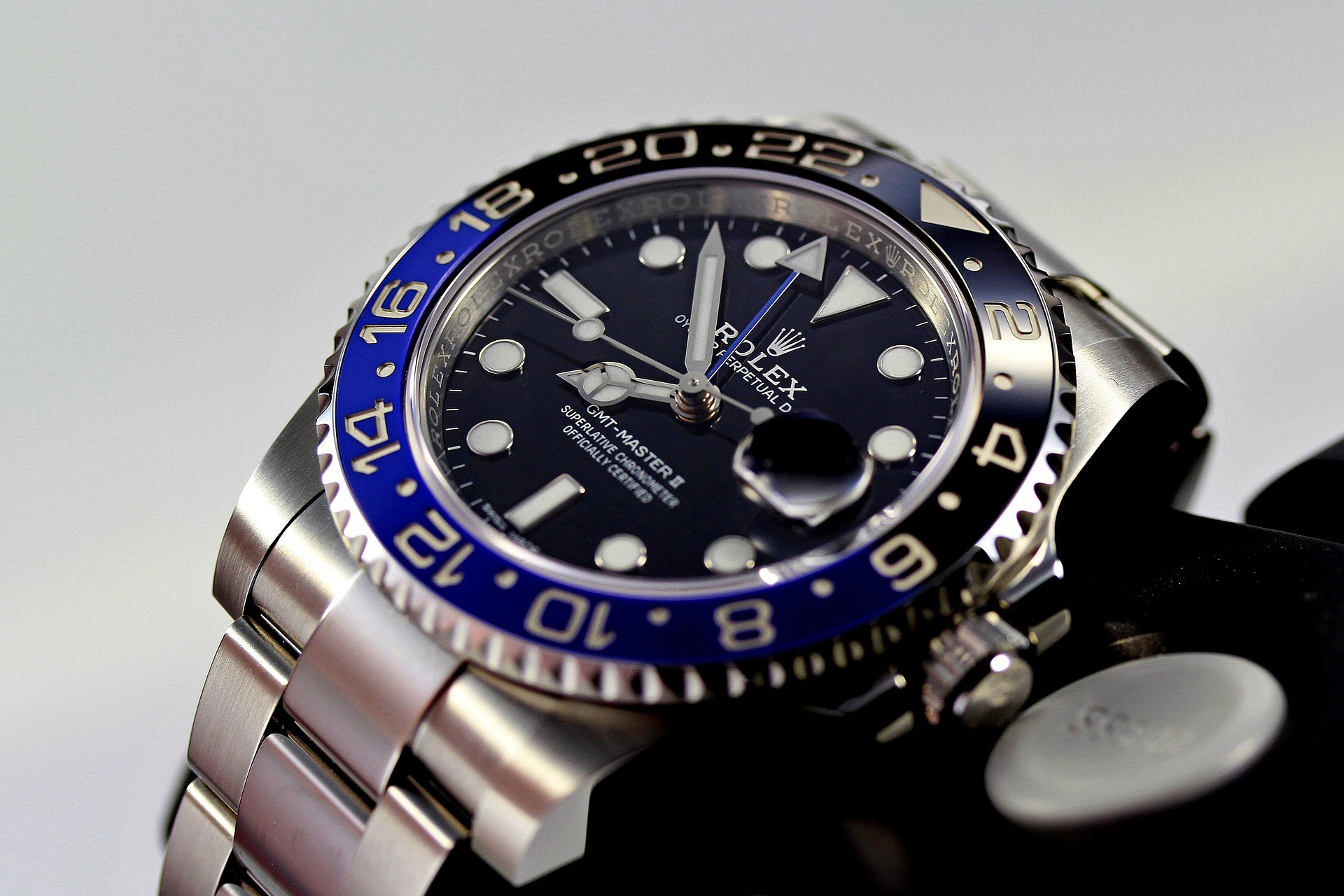 Buy Pre-Owned Rolex Daytona Authentic pre-owned Rolex Daytona watch under $20000 - luxury chronograph timepiece