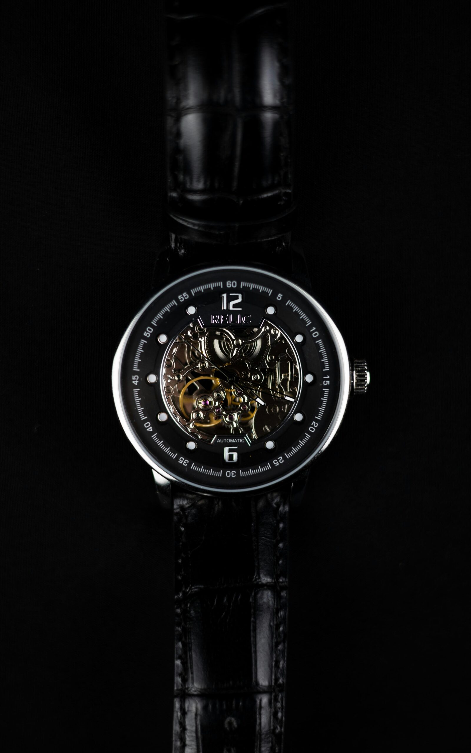 Best Skeleton Watches for Men 2025 – Transparent Dial Mechanical Watch