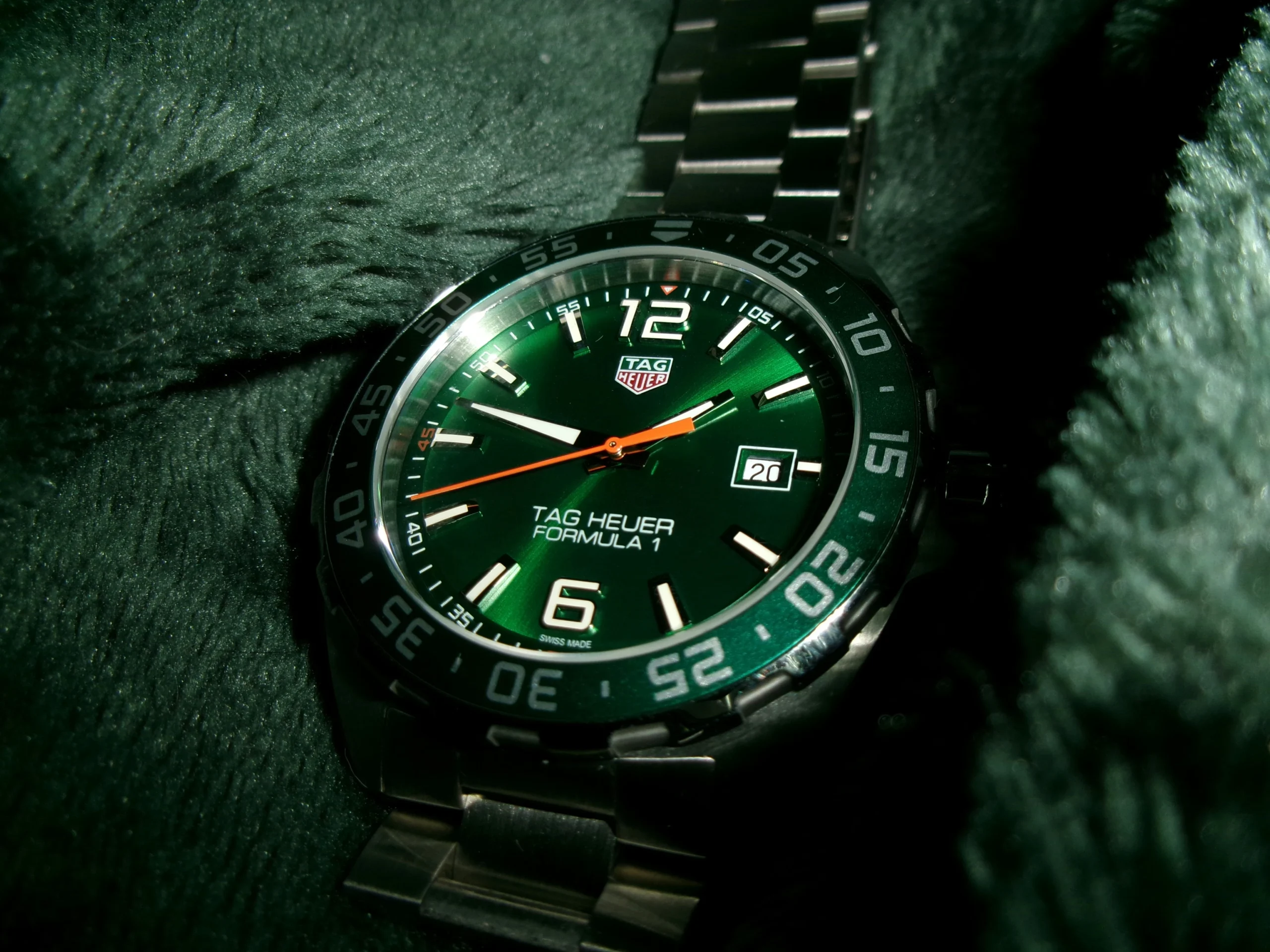 hublot vs rolex price comparison 2026 — hublot big bang bold design versus rolex classic style